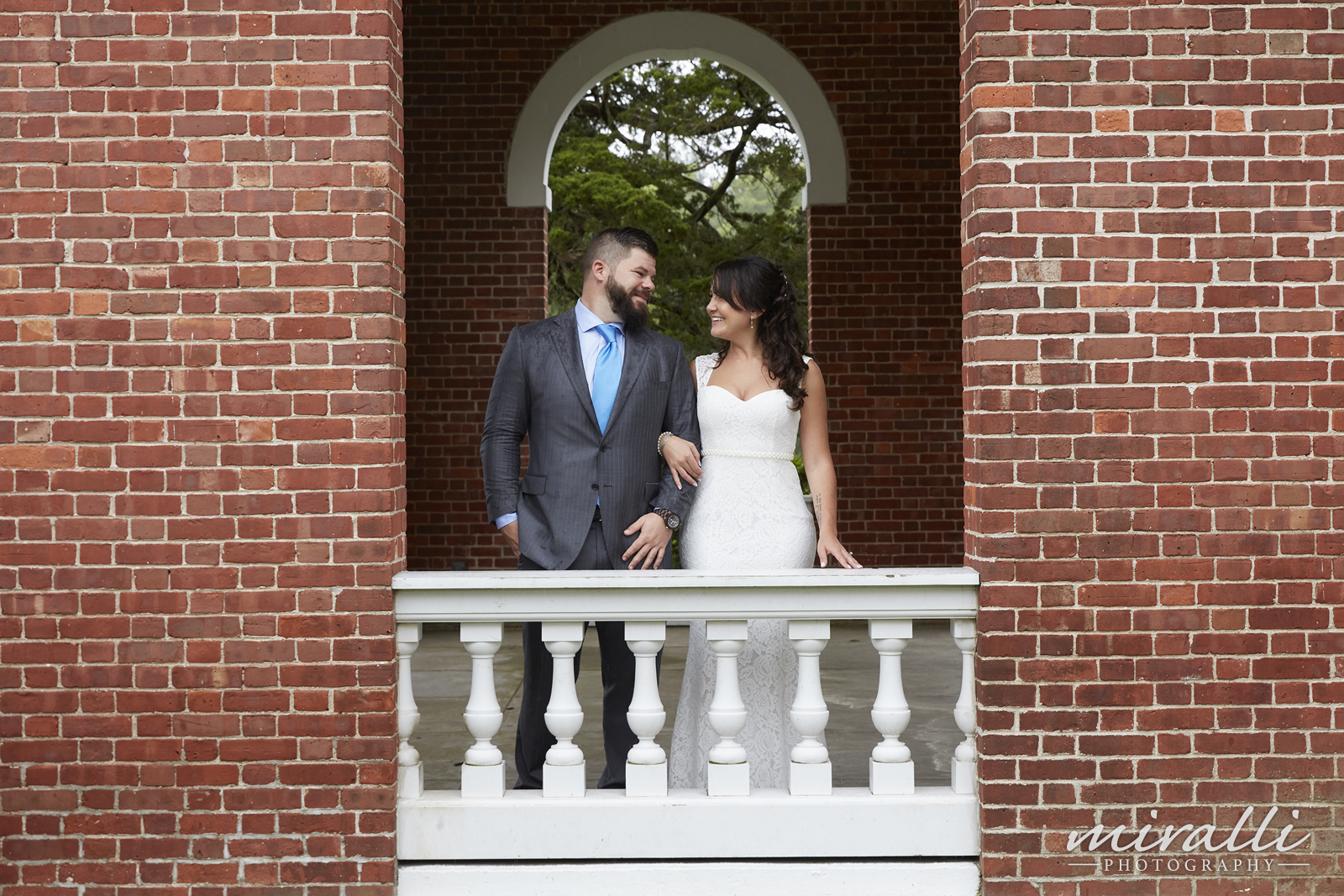 Nassua County Museum of Art / Sea Cliff Manor Wedding Photos by Miralli Photography